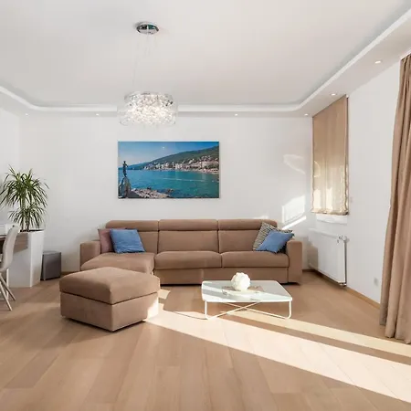 Design Οπατία